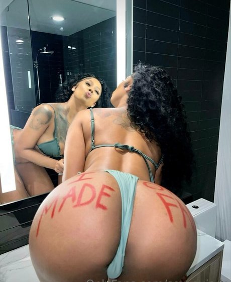 Ohsoyoujade nude leaked OnlyFans photo #23