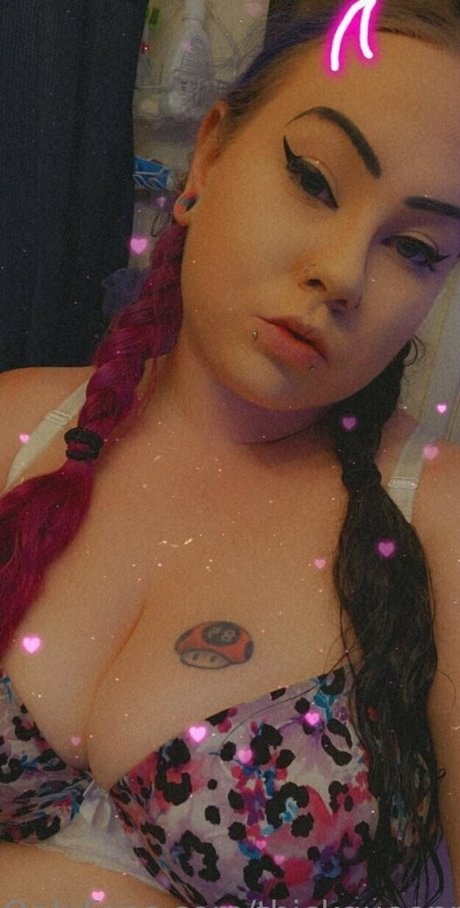 Thickqueenrose420 nude leaked OnlyFans pic