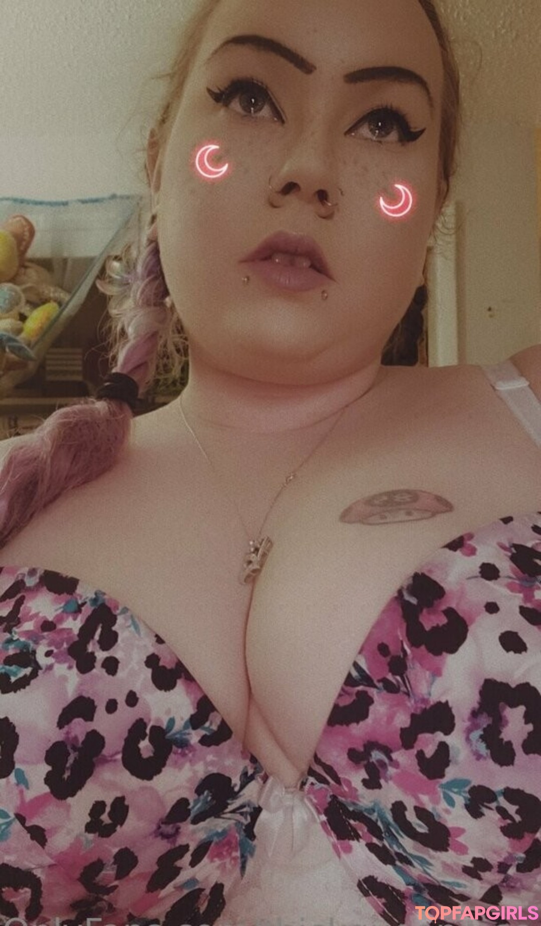 Thickqueenrose420 Nude Leaked OnlyFans Photo #14