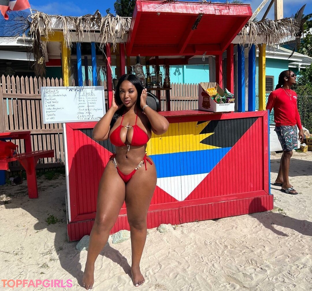 Crisanamariyah Nude Leaked OnlyFans Photo #7