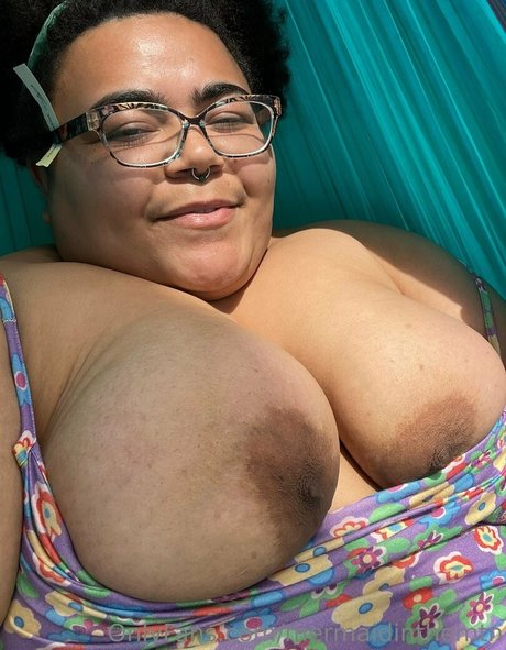 Mermaidinthemtn nude leaked OnlyFans pic