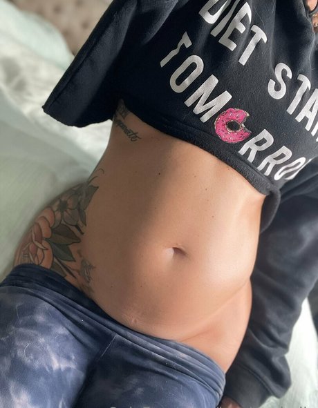 Lusciousbelly nude leaked OnlyFans photo #18