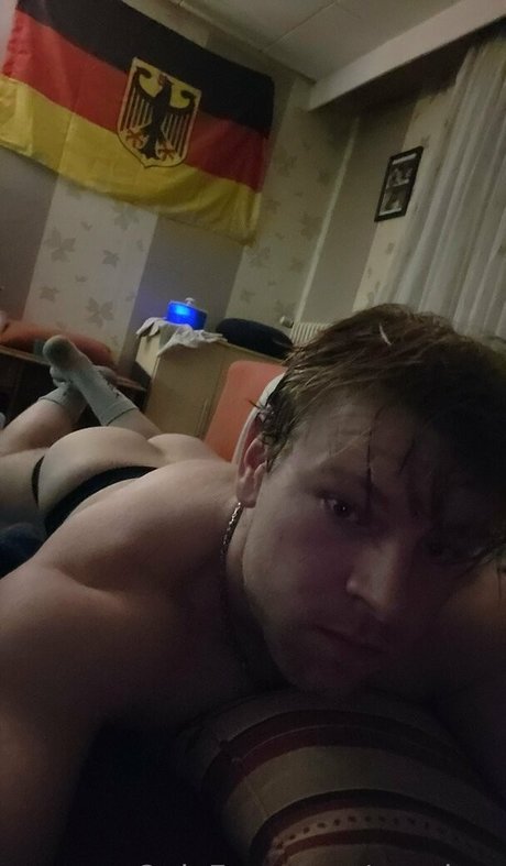 Ronnboy nude leaked OnlyFans pic