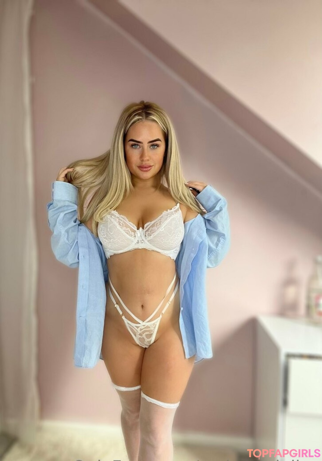 Rosierendallxo Nude Leaked OnlyFans Photo #13