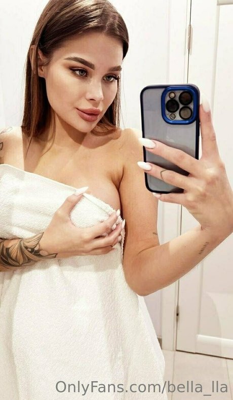 Bella_lla nude leaked OnlyFans pic