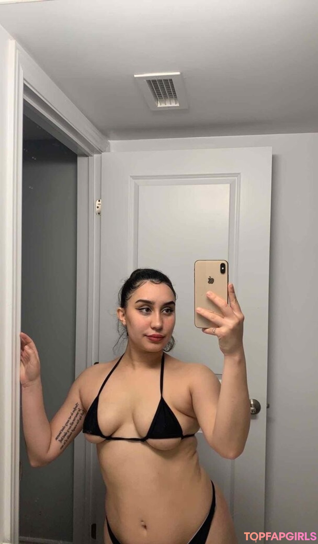 Vanessaxo Nude Leaked OnlyFans Photo #2