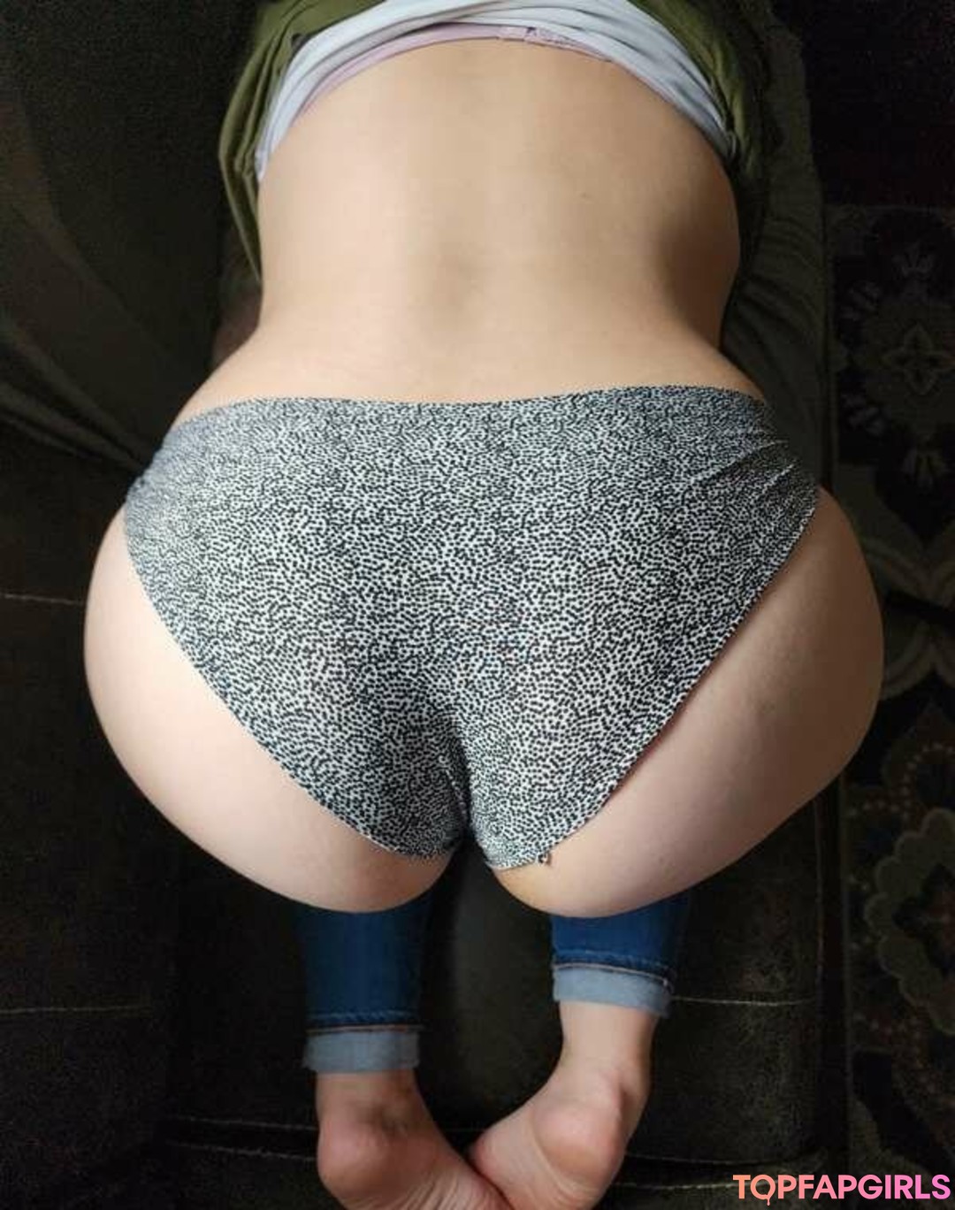 Curvy Mommy Nude Leaked OnlyFans Photo #1