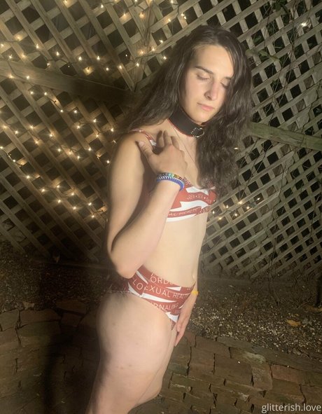 Glitterishhh nude leaked OnlyFans photo #9