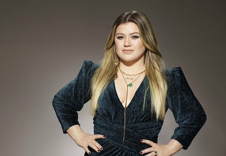 Kelly Clarkson nude leaked OnlyFans pic