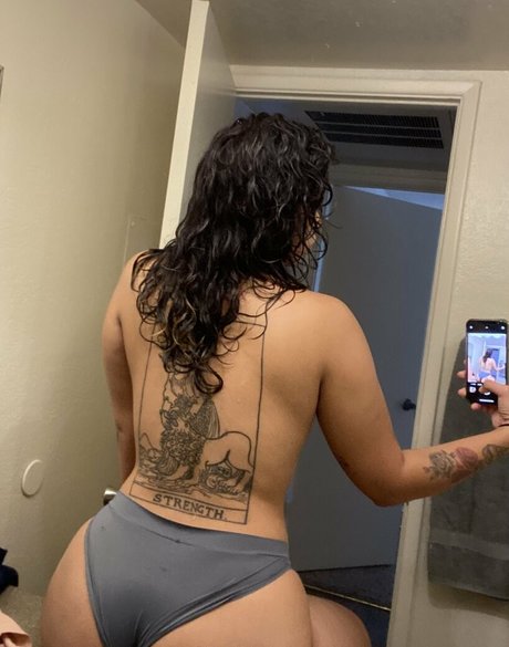 Curvybxtch nude leaked OnlyFans pic