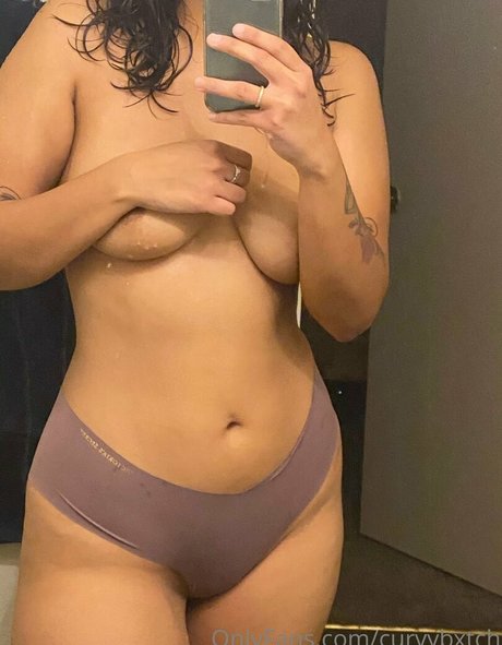 Curvybxtch nude leaked OnlyFans pic