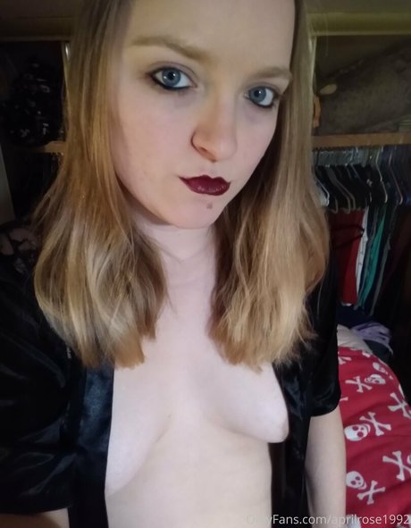 Aprilrose1992 nude leaked OnlyFans pic