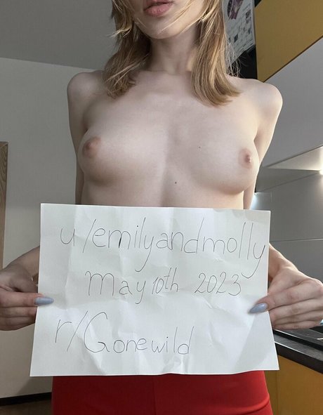 Emilyandmolly nude leaked OnlyFans pic