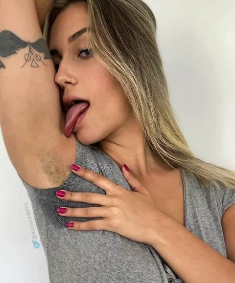 Louiseadams nude leaked OnlyFans pic