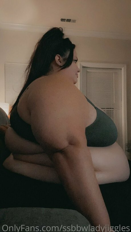 Ssbbwladyjiggles nude leaked OnlyFans pic