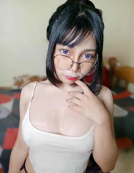 Eilie Vy nude leaked OnlyFans photo #5