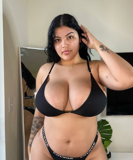 Marian Tatte nude leaked OnlyFans pic