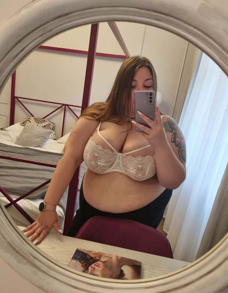 Alicefrommarsbbw nude leaked OnlyFans pic