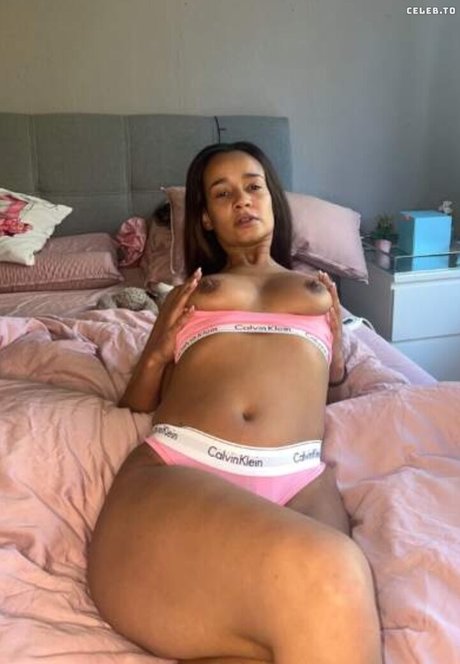 Gabbydealmeida nude leaked OnlyFans pic