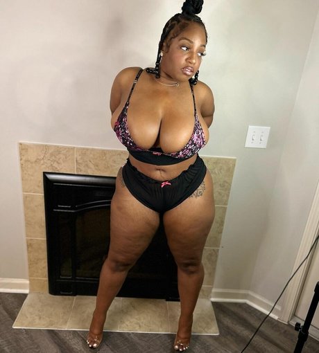 Brownbodii nude leaked OnlyFans pic