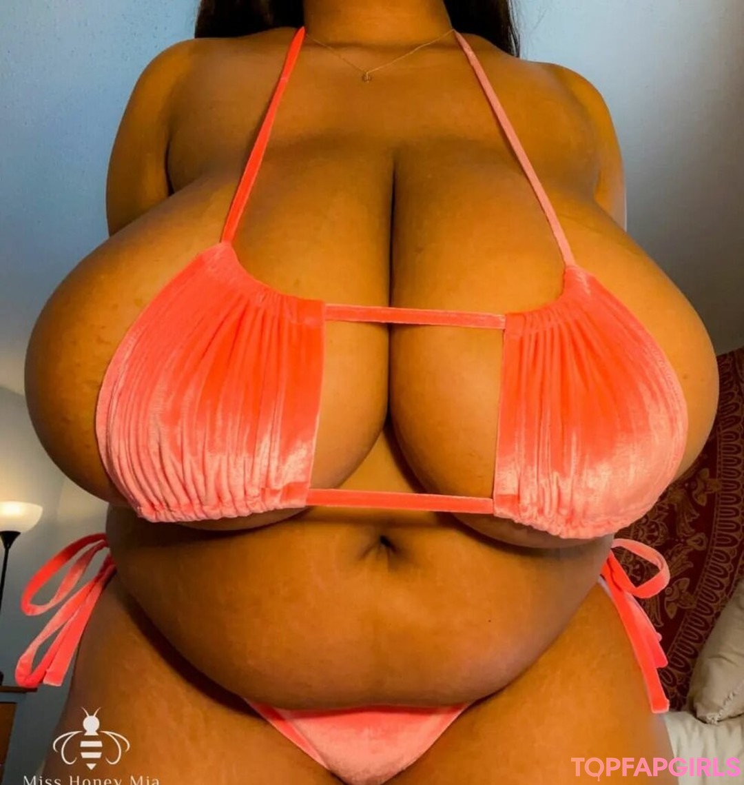 Miss Honey Mia Nude Leaked OnlyFans Photo #87