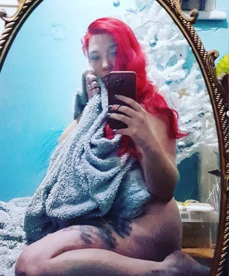 Ariel Vanderberg nude leaked OnlyFans pic