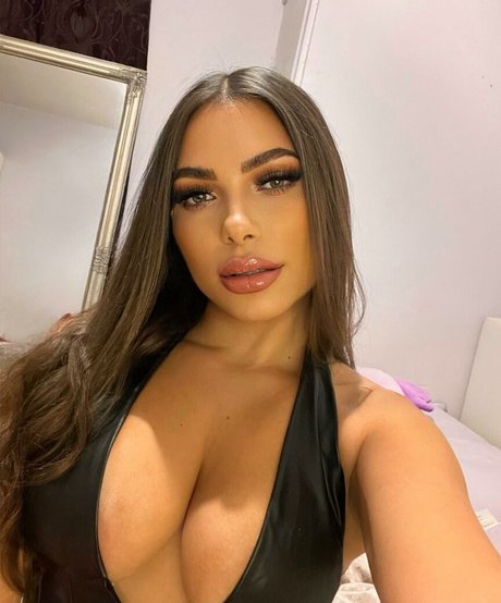 Kenza01 nude leaked OnlyFans pic
