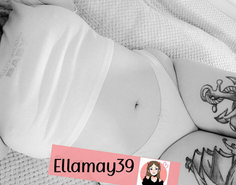 Ellamay39 nude leaked OnlyFans pic