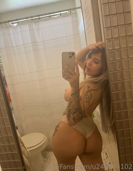 _julianna_xox nude leaked OnlyFans pic