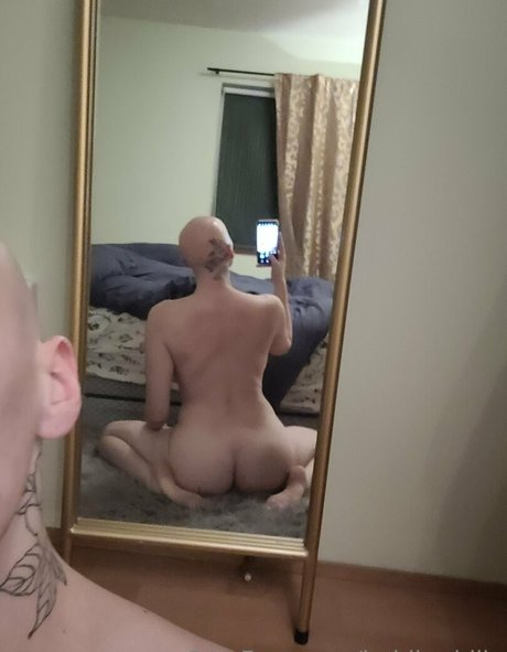 Baldbaddiie nude leaked OnlyFans pic