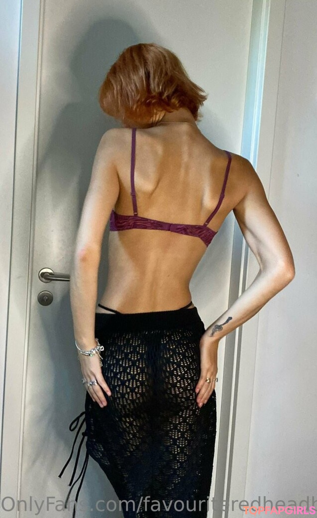 Favouriteredheadbella Nude Leaked OnlyFans Photo #61