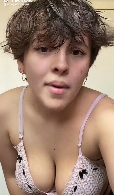 Taqueloe nude leaked OnlyFans pic