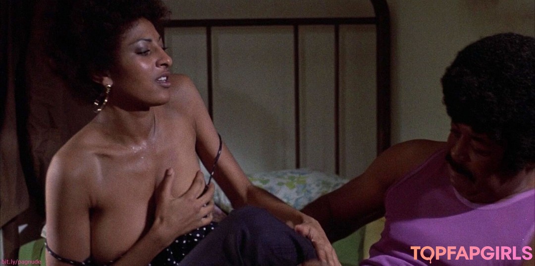 Pam Grier Nude Leaked OnlyFans Photo #30