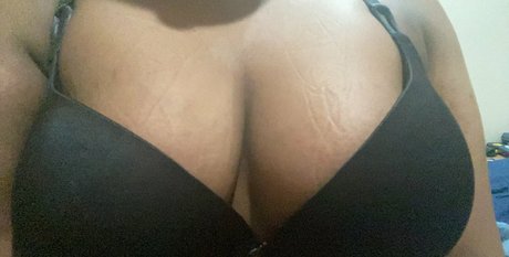 Zahrara1 nude leaked OnlyFans pic
