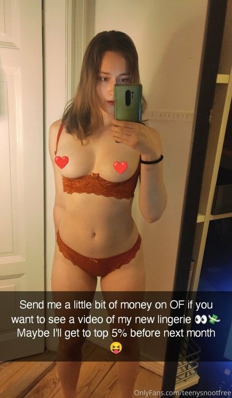 Teenysnootfree nude leaked OnlyFans pic
