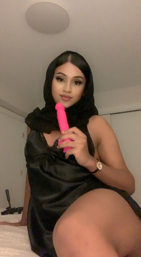 Noisynadiaa nude leaked OnlyFans pic