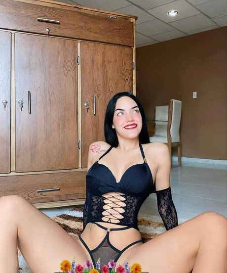 Mariangel DelCarmen nude leaked OnlyFans photo #5