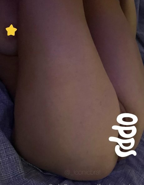 Faviconicbrat nude leaked OnlyFans pic