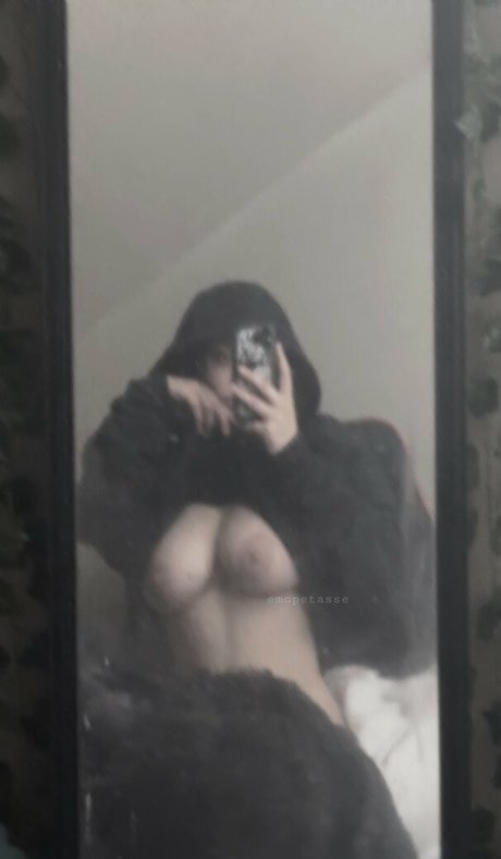 EmoPetasse nude leaked OnlyFans photo #8